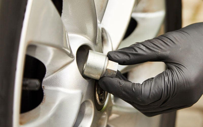 locking-nut-removal